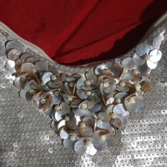 Pre-loved 10"x11" 'METALLIC' GOLD SEQUINS HANDBAG w MOTHER OF PEARL embellishmen - Picture 3 of 11